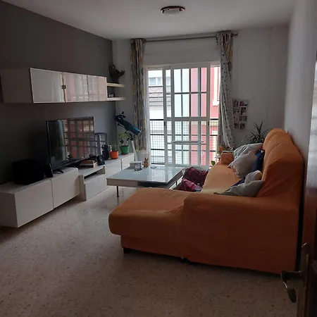 Beautiful 2-bed Next To Gibraltar